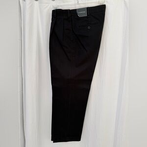 NWT Lands' End Men's Classic Dark Blue Chino with Cuff. Pleated front. 33x27.5